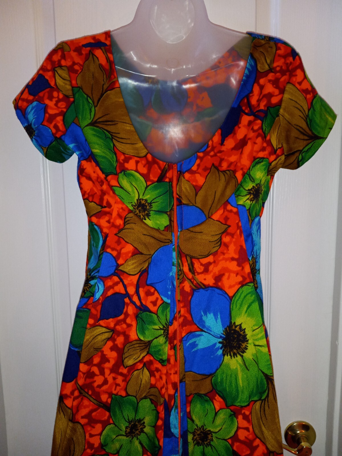Vintage 60s Hawaiian Barkcloth Floral Watteau Muumuu Maxi Dress Tiki Oasis M/L