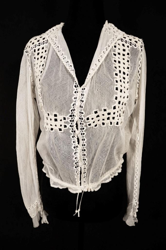 Antique French Edwardian Cotton Hand Embroidered Lace Blouse 42″ Bust