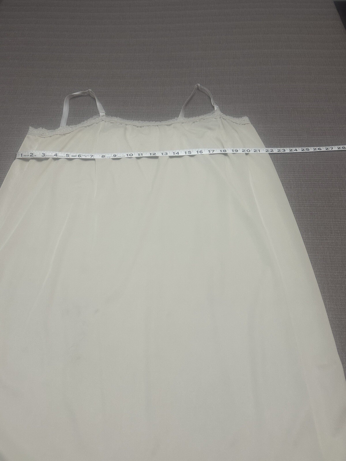 Full Slip Leading Lady, 1970s Edition, Size L