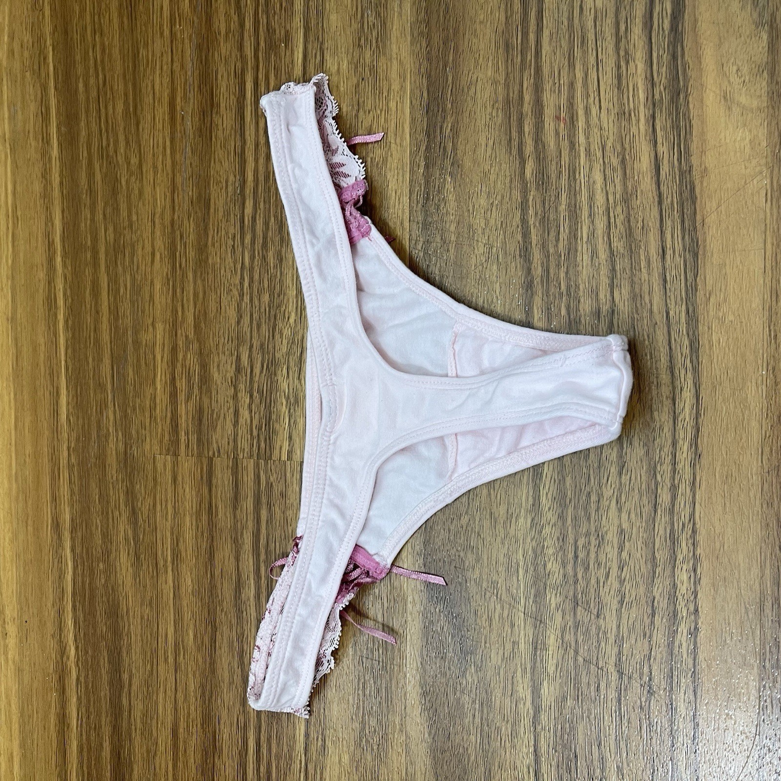 VTG Y2K M Lace Coquette Bows Thong Cotton Panties Underwear Baby Pink