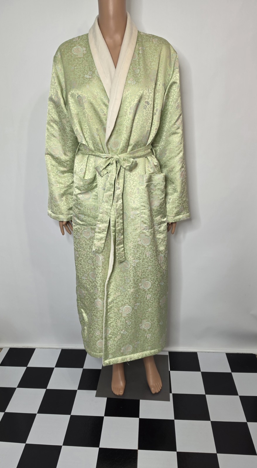 VTG Sage Green Asian Inspired Silky Satin Brocade Fleece Lined Robe Housecoat