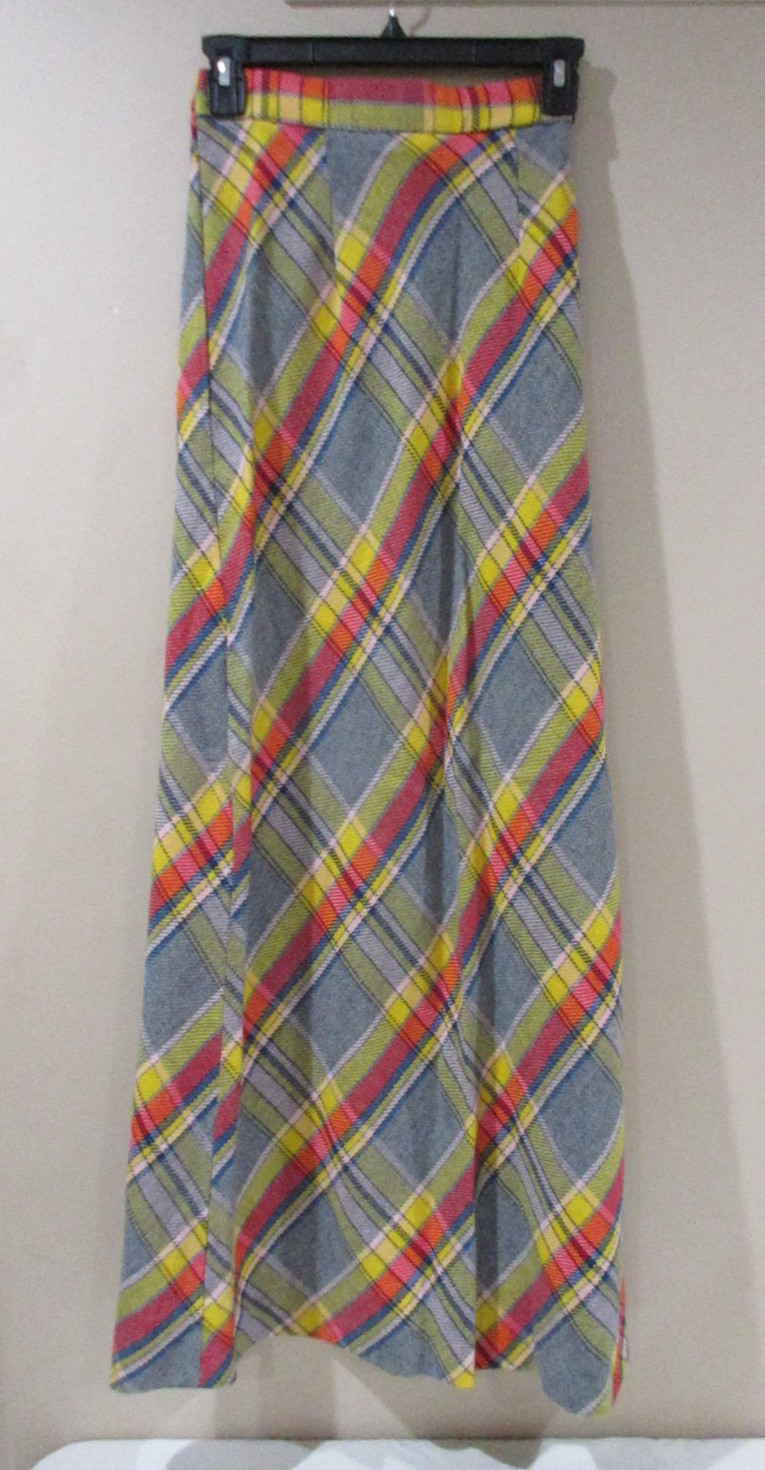 Vtg. 1970’s Miss Pat Maxi Skirt Women Sz 9/10 Acrylic Tweed Plaid Multicolor