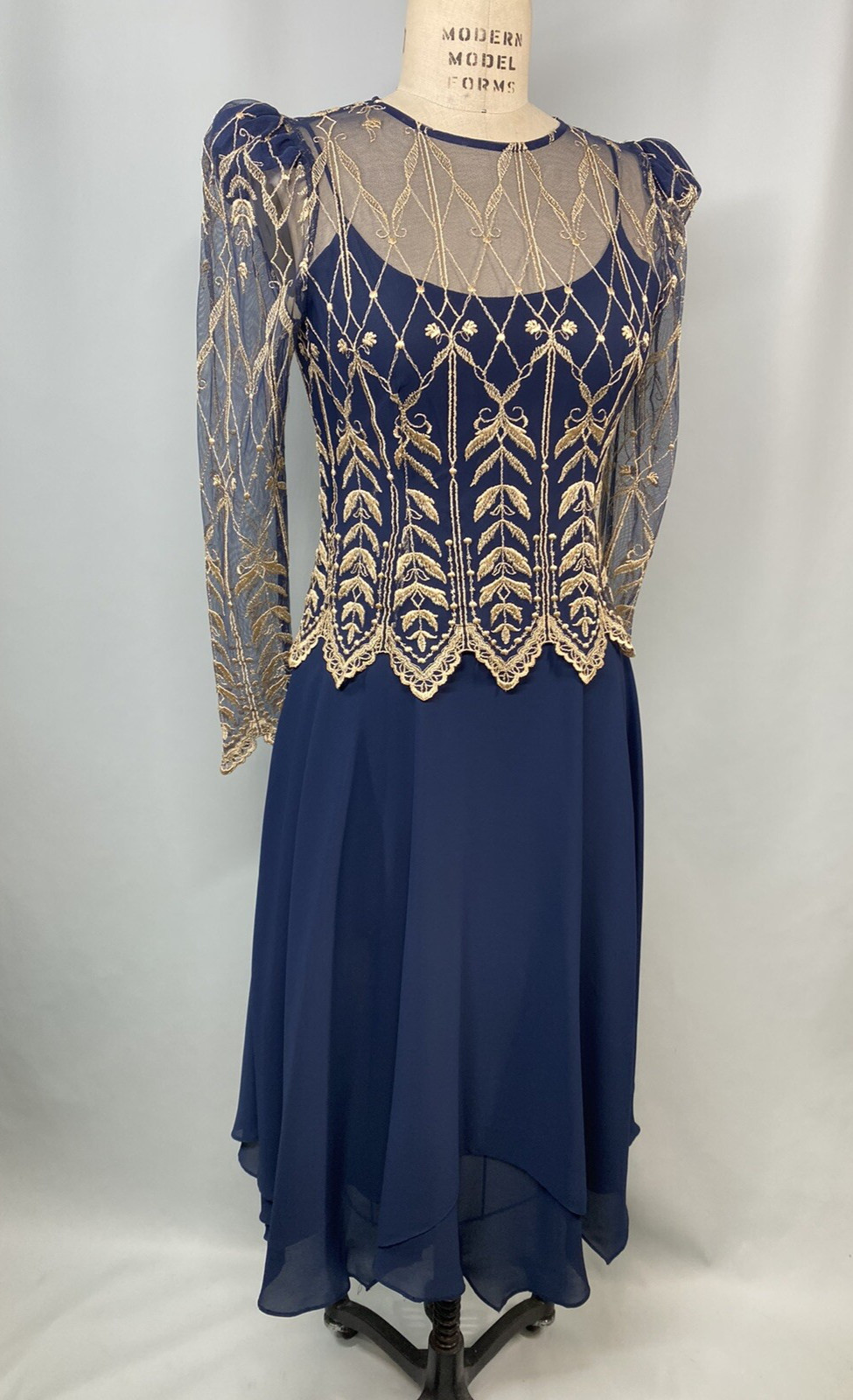 Vintage Dress SIZE SMALL 7 /8 navy blue gold CACHET lace 70s 80s 40s georgette