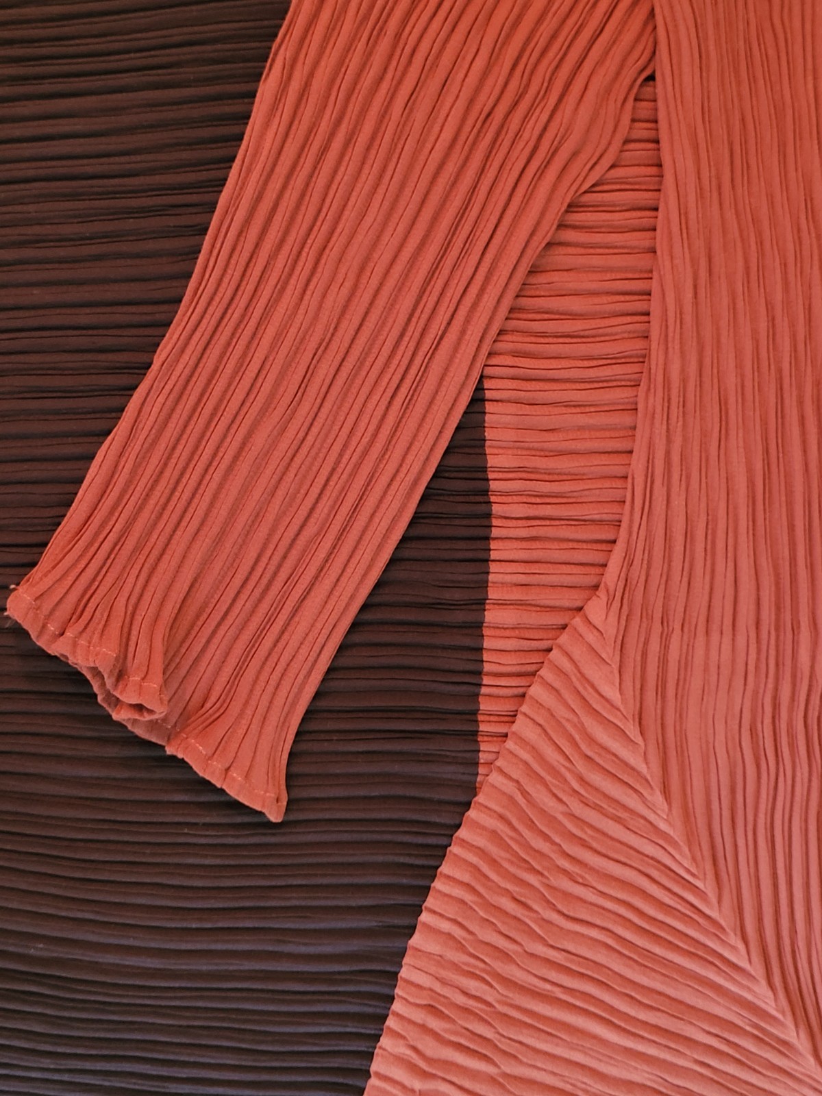 RARE Issey Miyake Pleated Dolman Sleeve Color Block Blouse Top Rust Brown Black