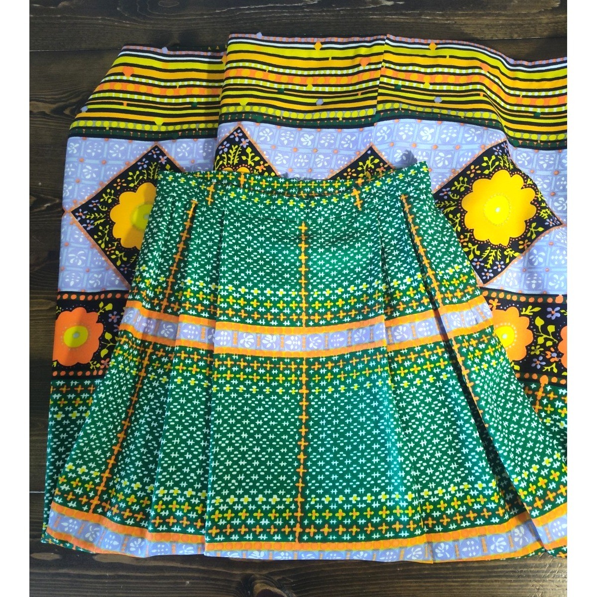 Malbe Originals Vintage Maxi Skirt Size 9/10 Colorful Happy Hippie Festival 70s