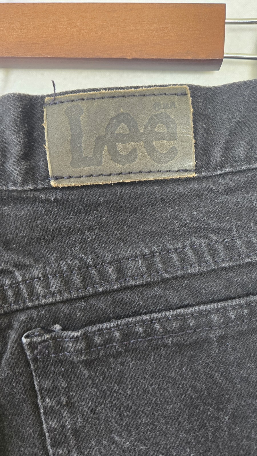 Vtg Lee Black Wash Mom High Waisted Long Shorts Womens Sz. 12 Med Fits Sz 8