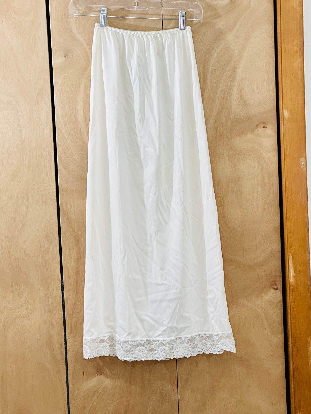 1970s JC Penney Half Slip Antron III Ivory Champagne Small Maxi Length LOTS LACE