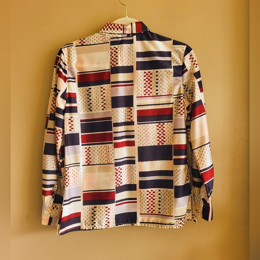Vintage LouBella “Extendables” Nylon Shirt – 1970s California Disco Era