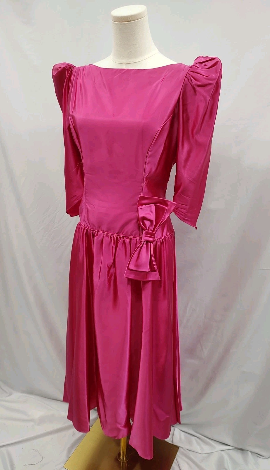 80’s Vintage Dress Hot Pink Liquid Satin Shine Puff Sleeve Bow V Back Gown 13/14