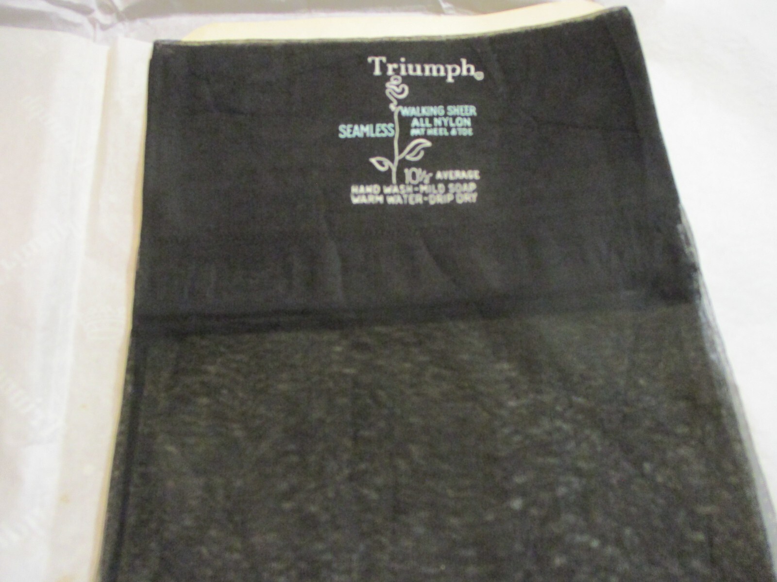 1 PR VINTAGE TRIUMPH RHT SHEER FLAT KNIT NYLON STOCKINGS SIZE 10 1/2 M ED BLACK
