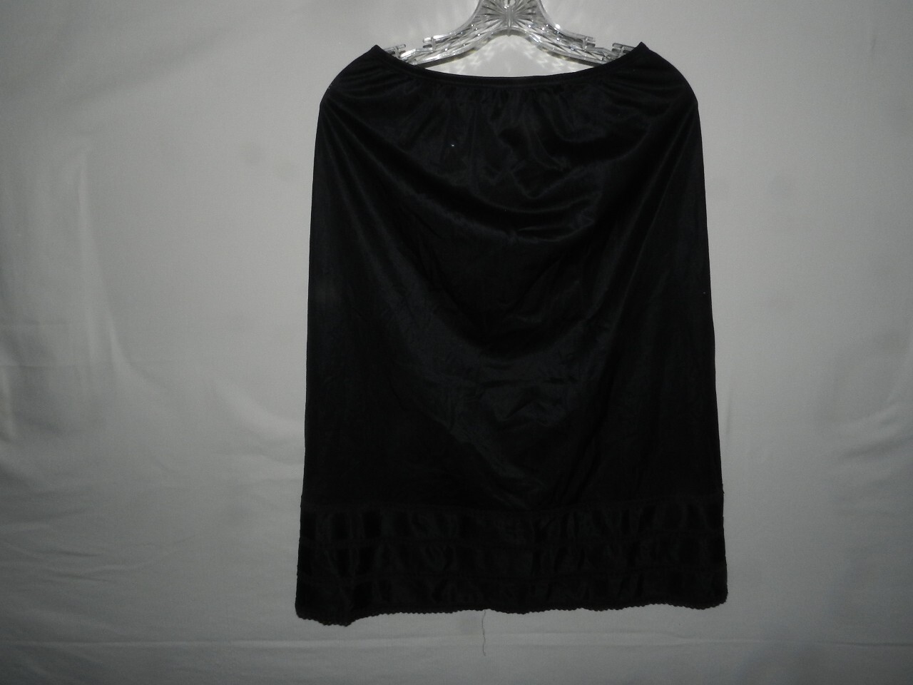 Womens Slip size Tall Medium MT M Lorraine nylon black 1/2