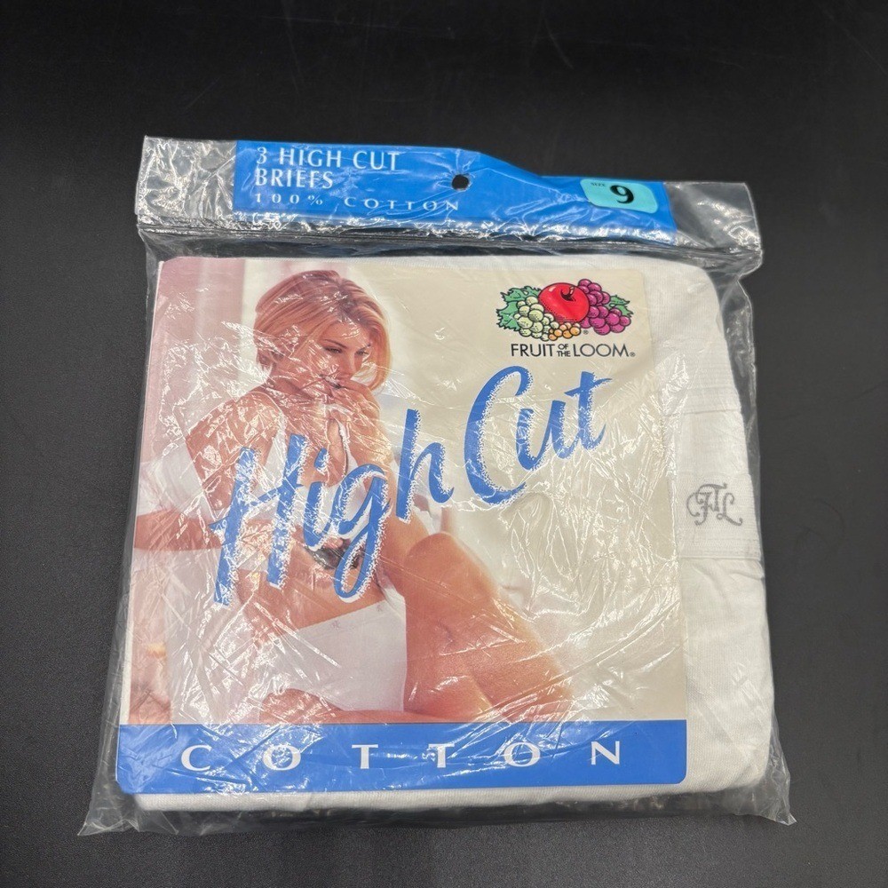 Vintage New 1999 Fruit Of The Loom Women’s Briefs Underwear 100% Cotton Size 9