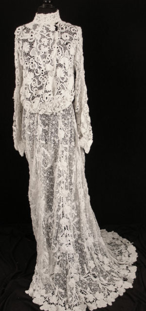 EXCEPTIONAL RARE FRENCH VICTORIAN ERA IRISH CROCHET LACE WEDDING DRESS SIZE 4-6
