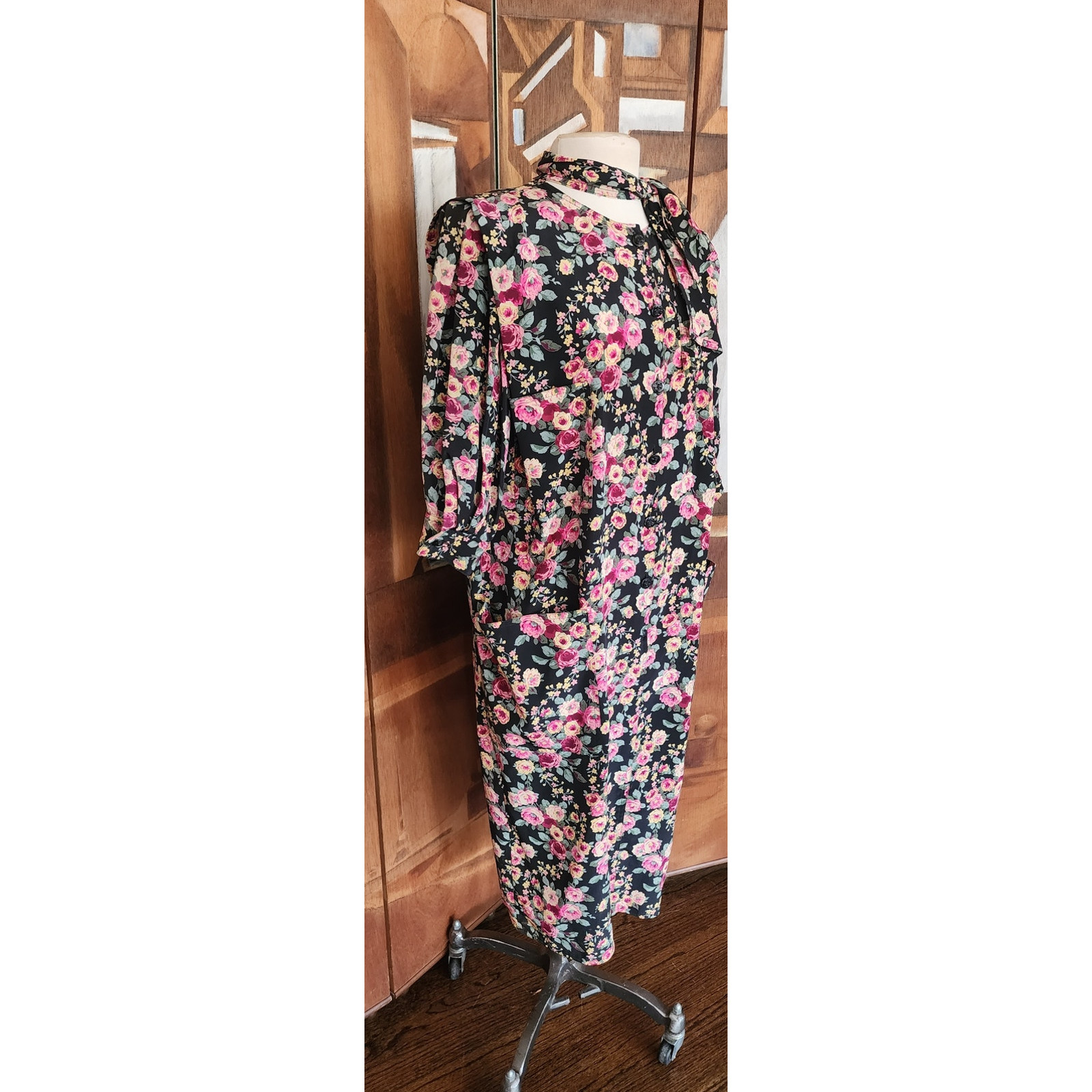 Vintage 1980s UNGARO Silk Floral Print Dress Necktie Sash Button Down Front