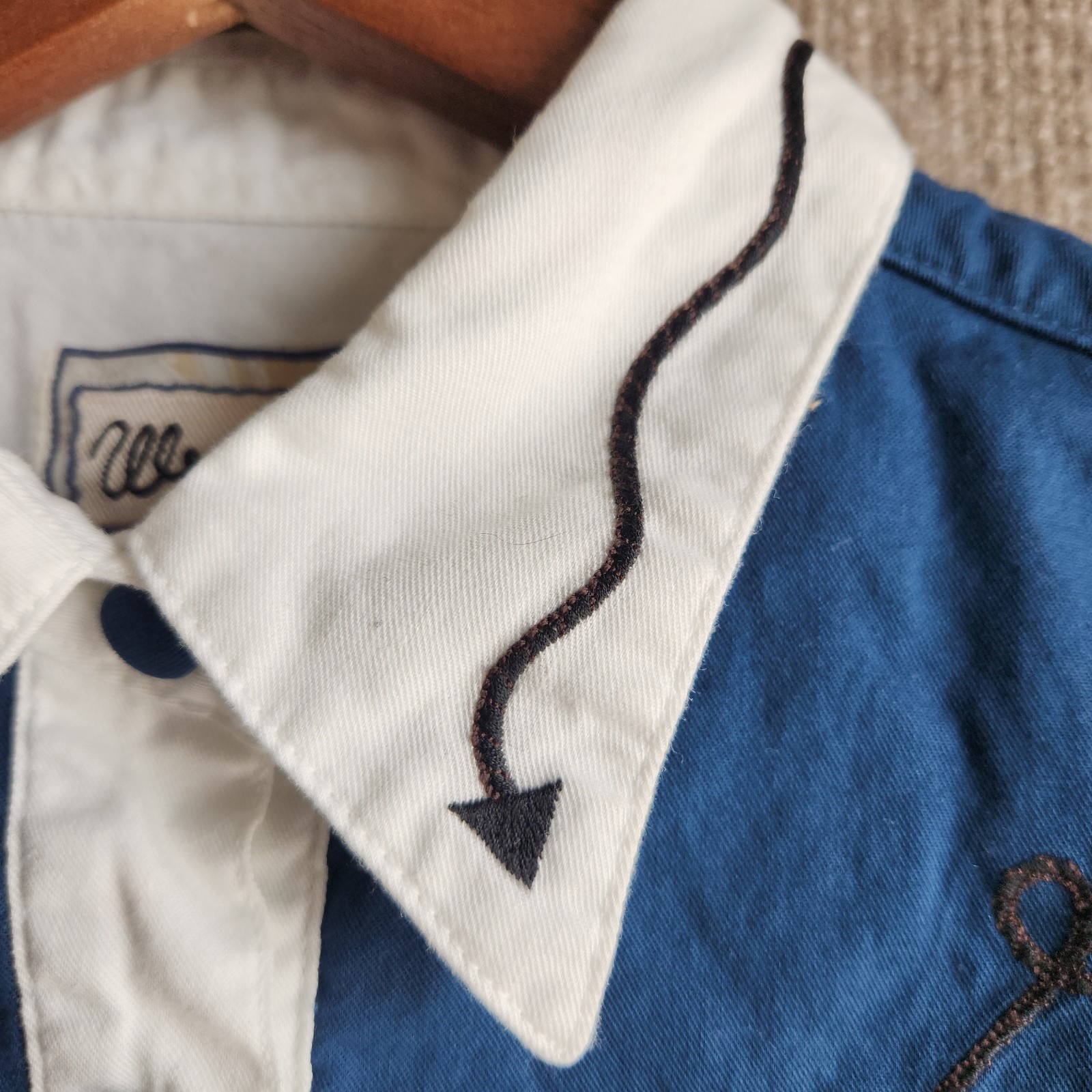 Vtg Wrangler Western Wear Women M Shirt Blue White Embroidered Contrast Yoke 90s
