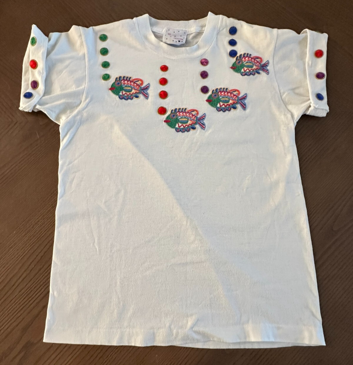 LEARSI Vintage Women’s Size Medium Single-Stitch White Tee w/ Embroidered Fish