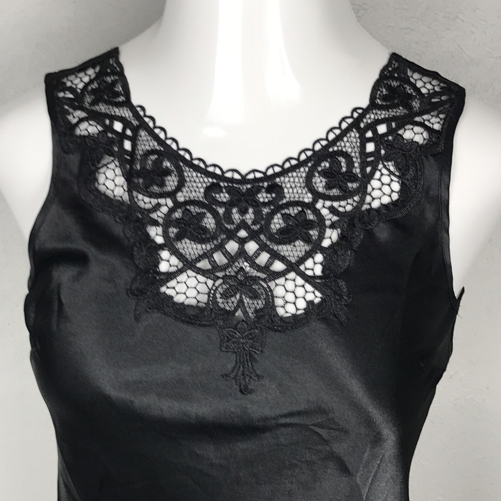 Bay Studio Slip Shirt Top ~ Sz S ~ Black ~ Sleeveless ~ Lace Trim