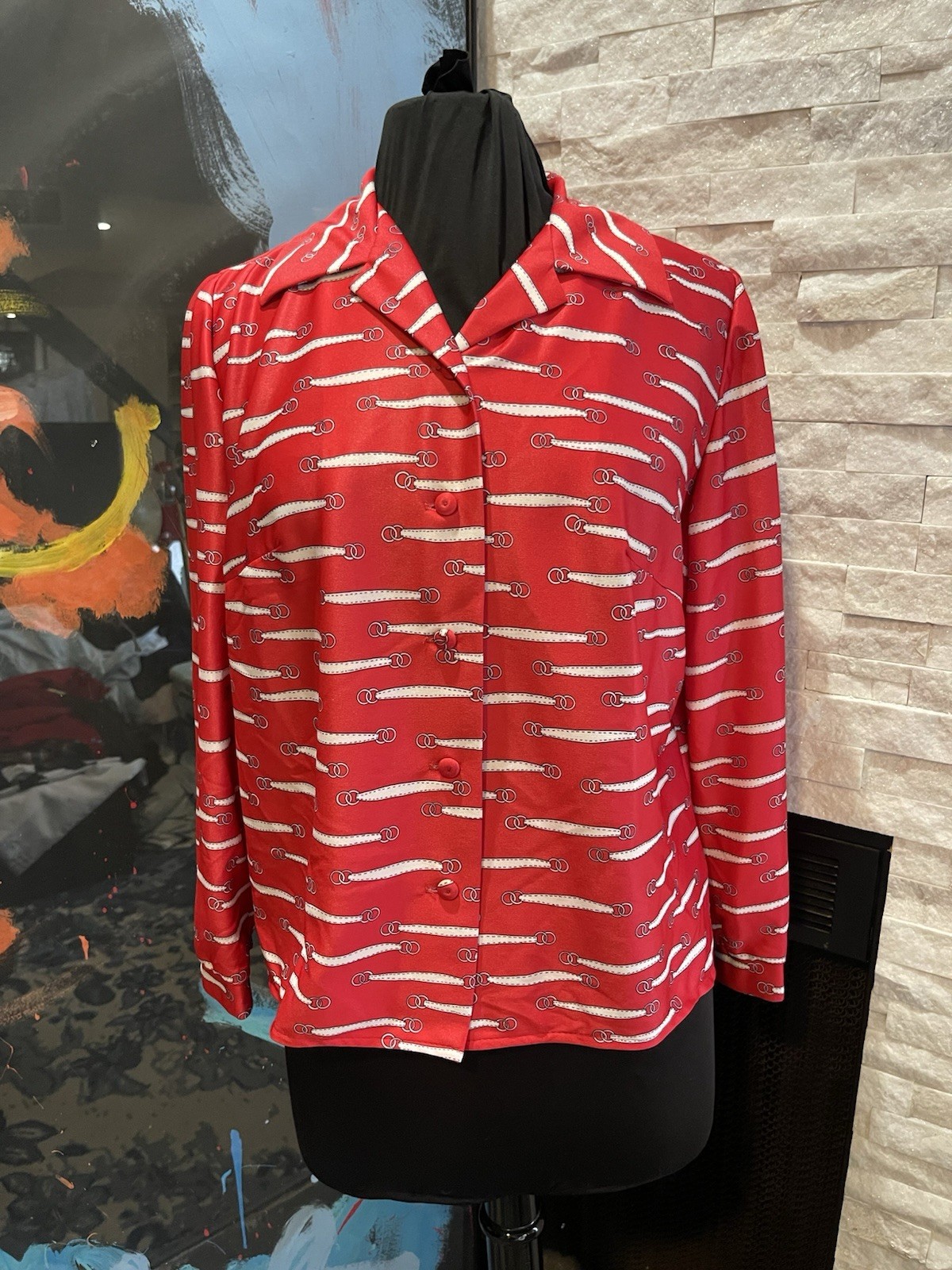 Vintage Leslie Pomer Red Graphic Button Up Blouse Pointed Collar 43 Bust