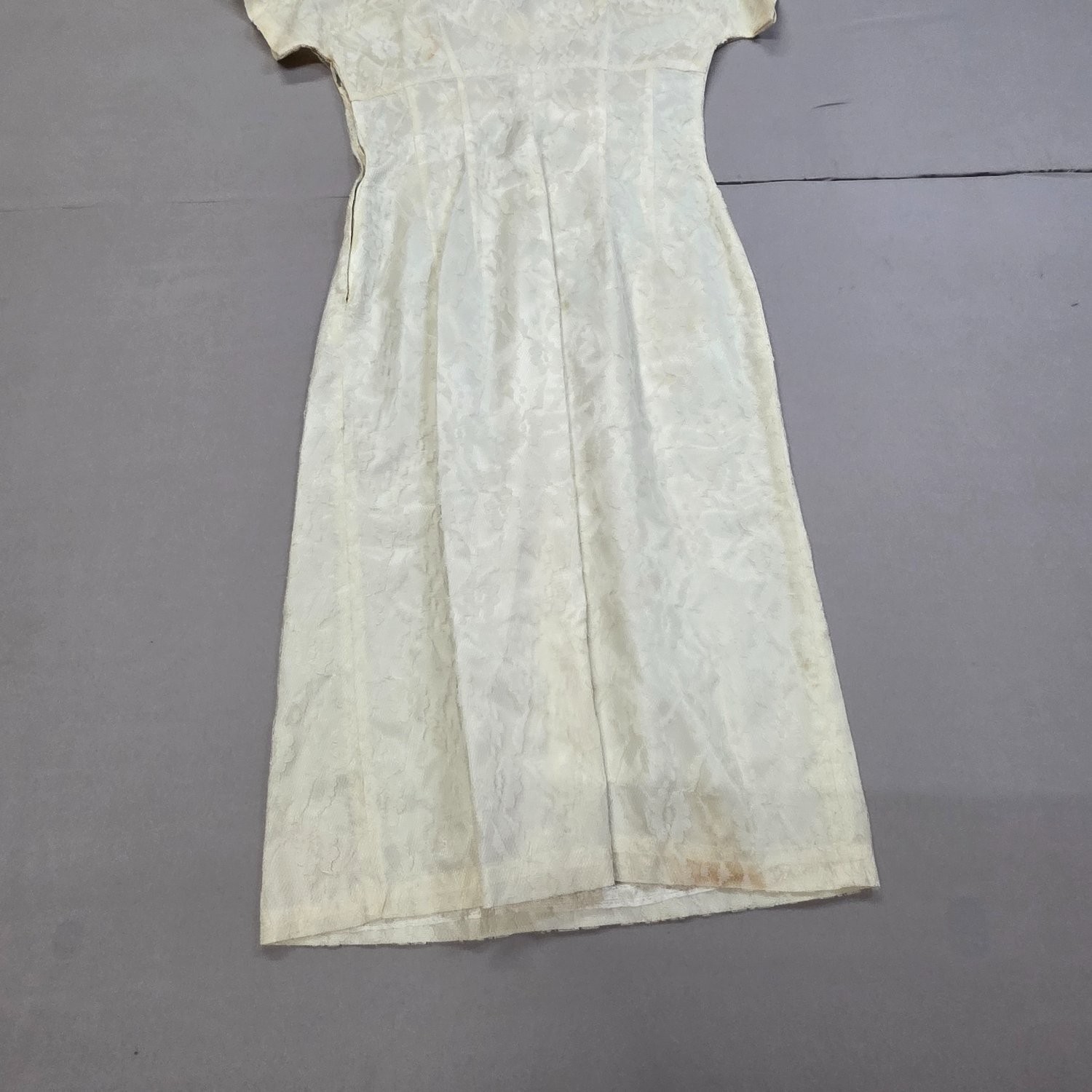 Vintage 50s Ivory Floral Lace Cocktail Dress Bow Waist Wiggle Sheath Mid Century