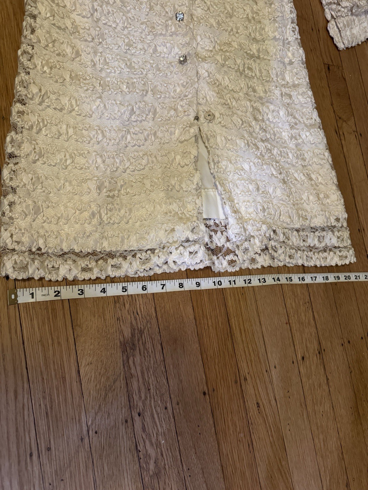 Vintage Wedding Dress SIZE SMALL Ivory Long Sleeve Button Front SEE PHOTOS