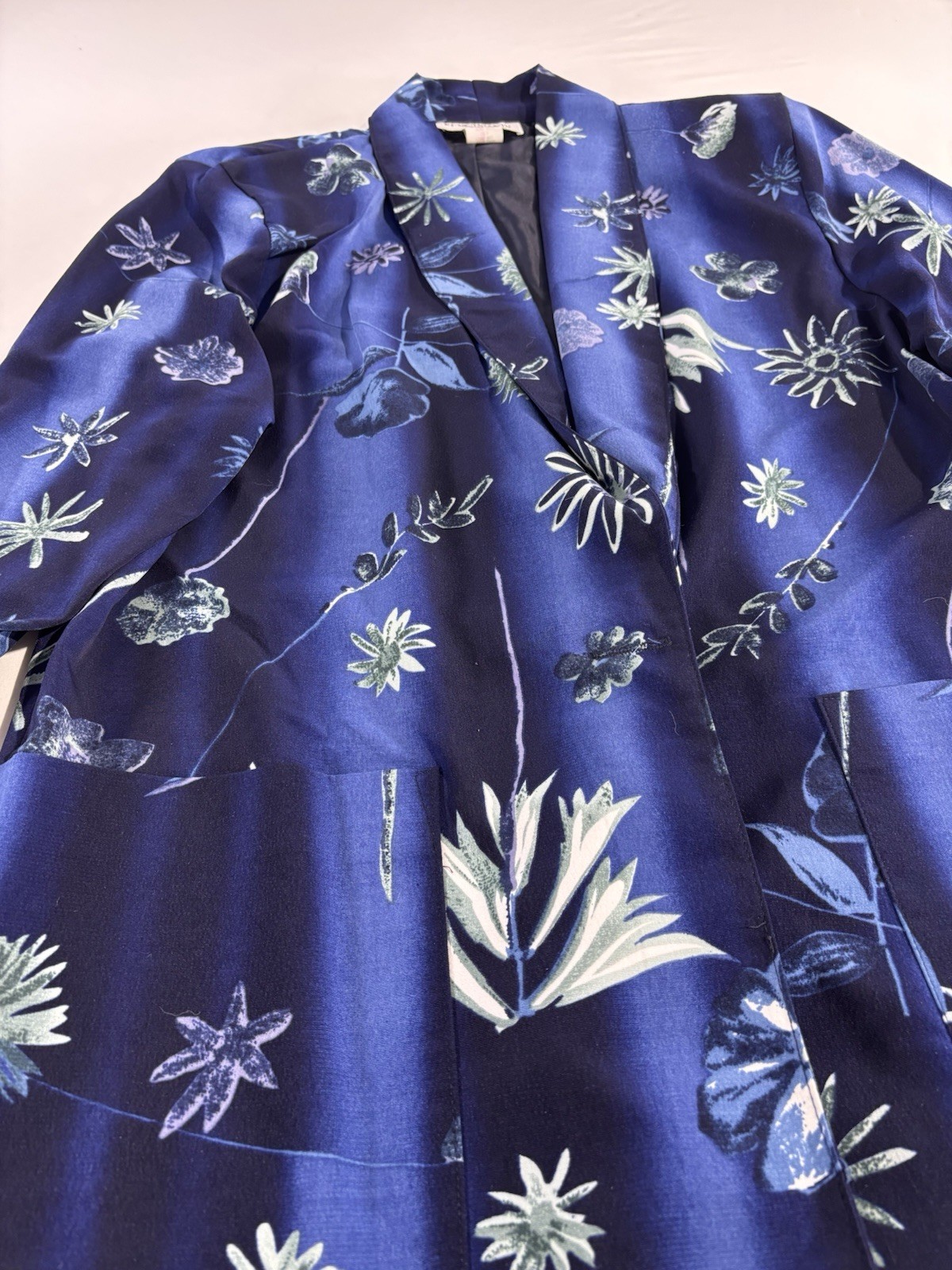 Kensington Square Vintage Dark Blue Floral Satin Blazer