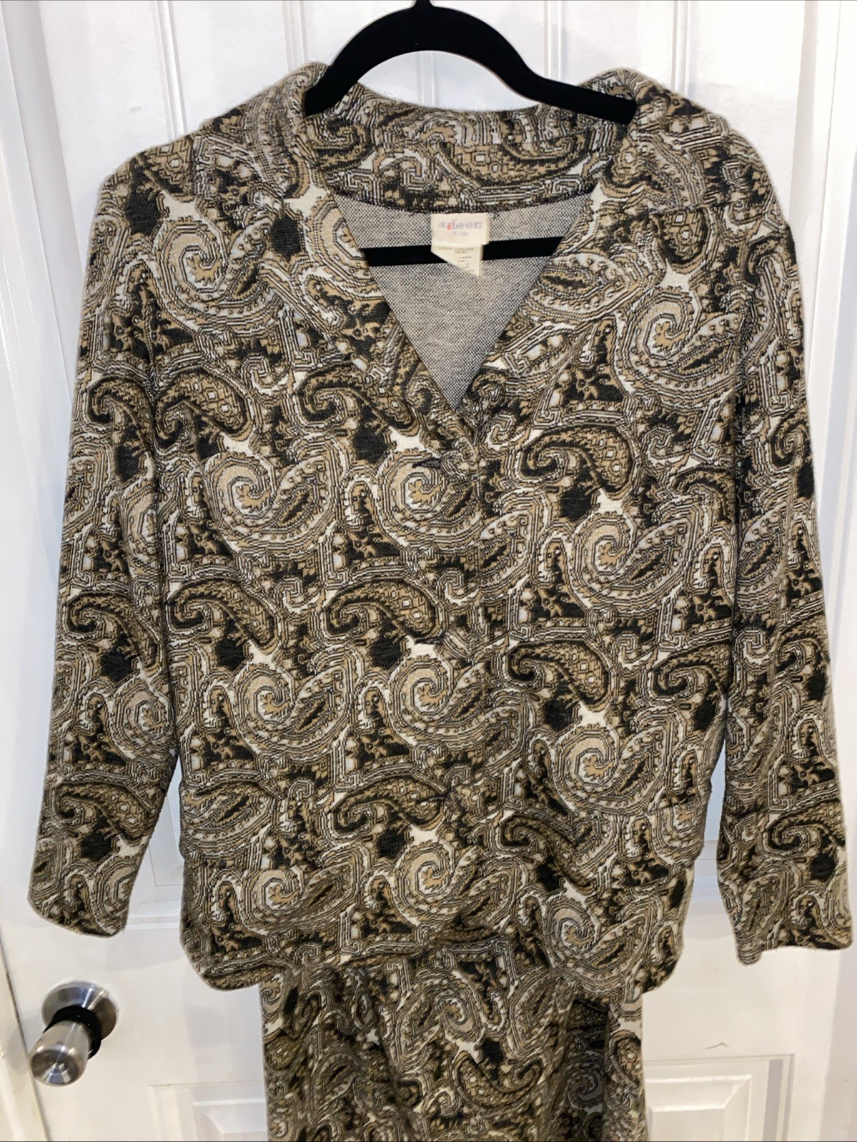 Vintage Aileen Yellow Brown And Black Paisley 2 Piece Jacket And Skirt Set