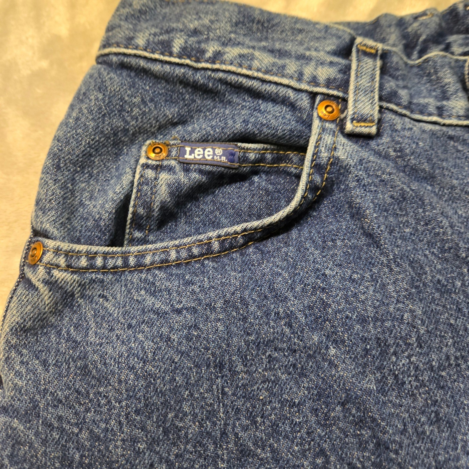 Vintage Lee Womens 28×30 High Waisted Mom Jeans Medium Wash Tapered Leg
