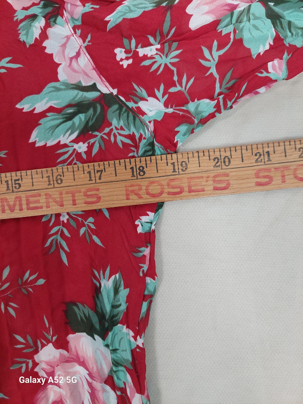 Vintage GUESS Jeans Floral Blouse USA S Red Pink Roses Button Up 90s Cottagecore
