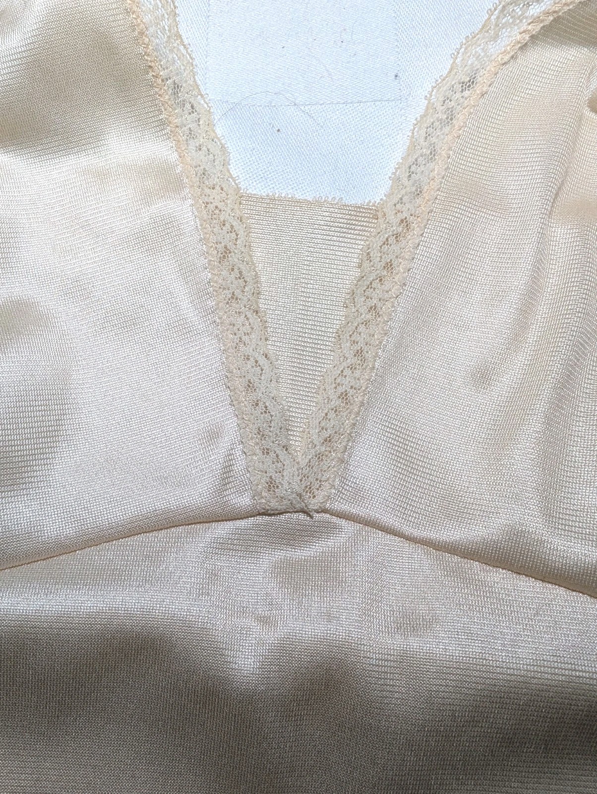 PINEHURST LINGERIE Ivory Nude Slip Dress LACE TRIM 100% Nylon Women’s 38 Large