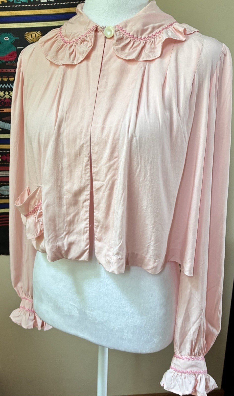 Vintage 40s/50s Handmade Pink Bed Jacket w Ruffle Collar & Embroidery