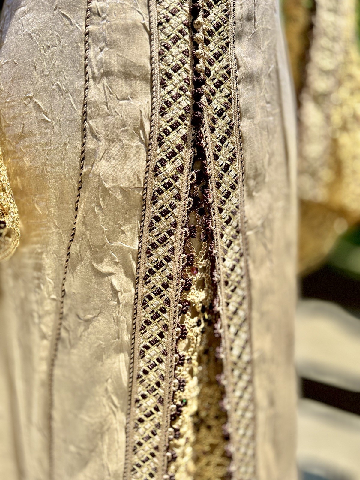 Vtg Moroccan Crepe Silk Kaftan Dress Large Gold Embroidery Sequins Handmade
