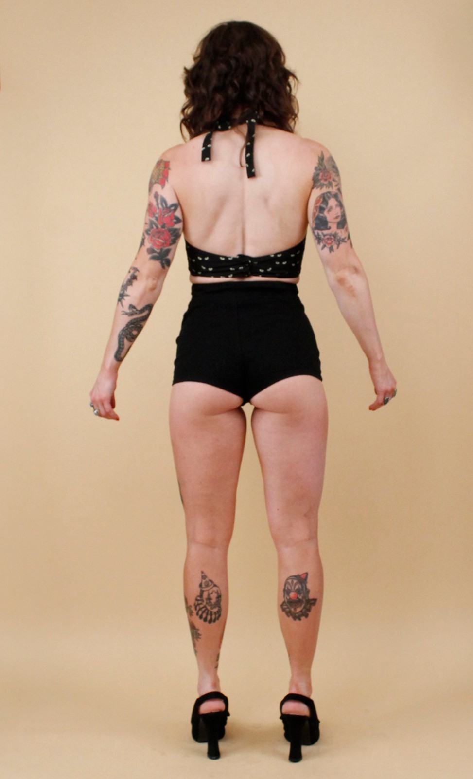 70s Vtg Style Queen of Hearts Black Eyes Novelty Print Halter Top Pin Up Xs