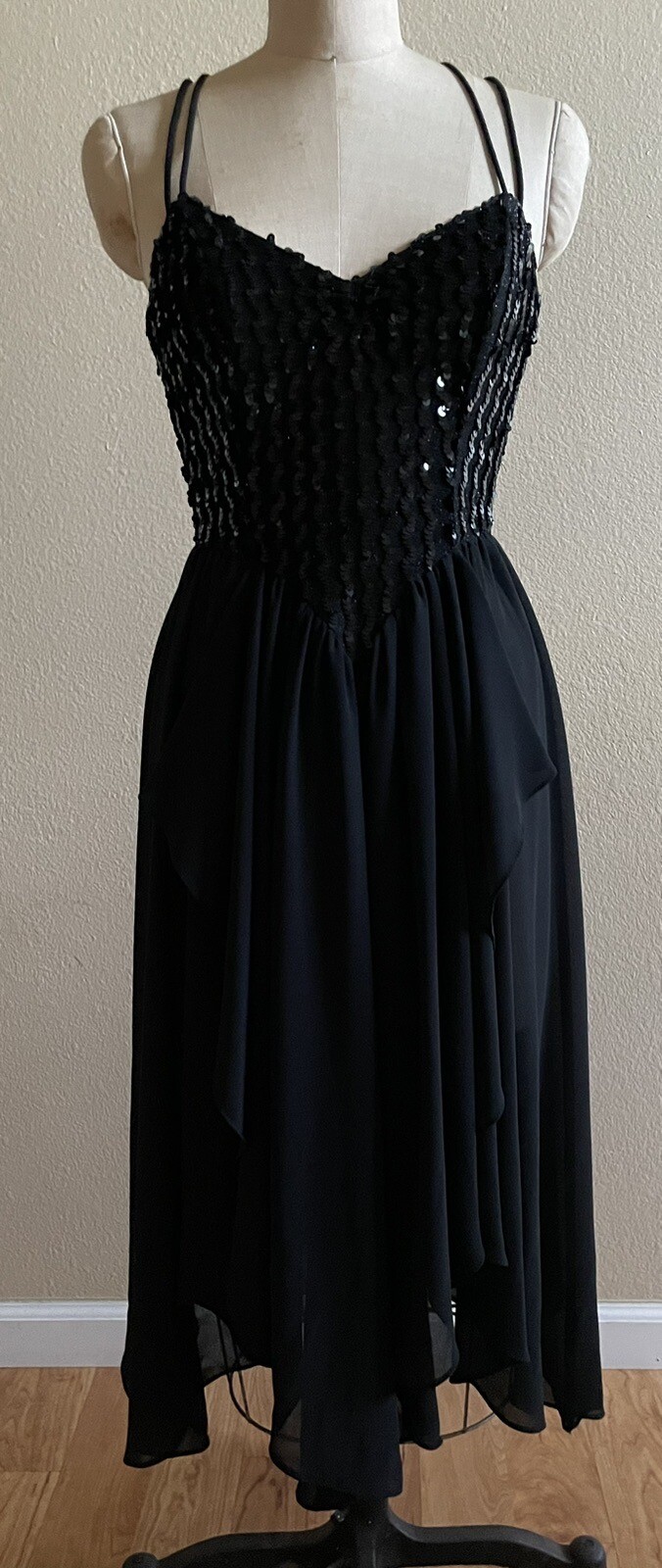 80’s Climax David Howard sz 7/8 Black Sequin open back waterfall skirt EUC Dance