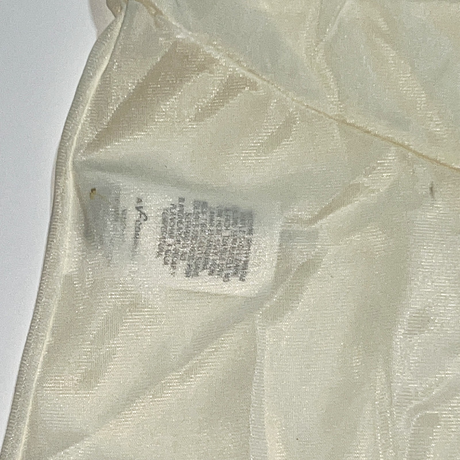 VTG Vanity Fair C. Glow Full Slip Dress 38 Nylon Floral Lace Lingerie 10-103 24″