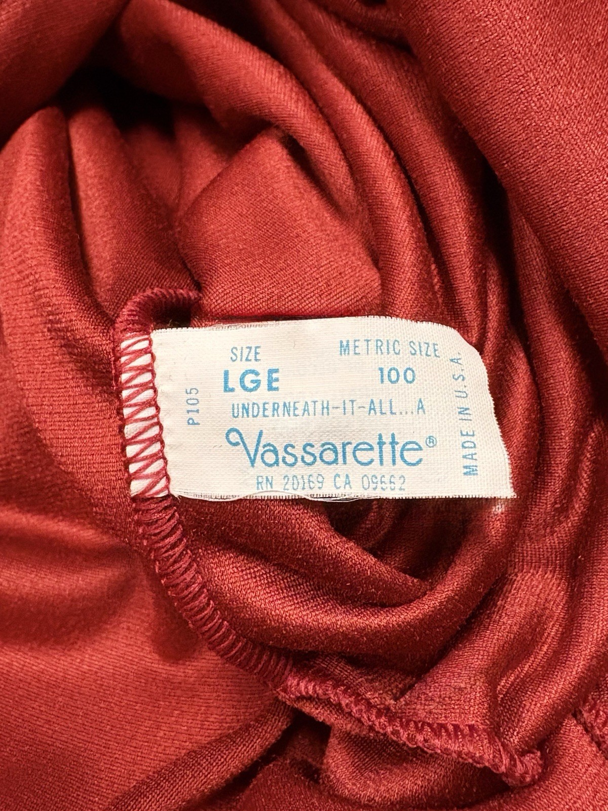 Vintage 1970s Vassarette Velour Zip Up Lounge Robe Large Burgundy Housecoat