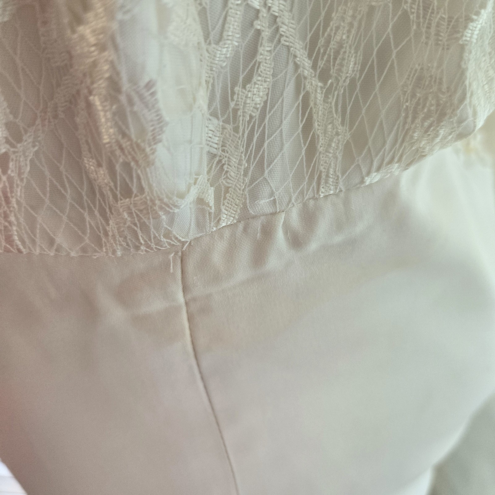 Vtg 80s Romantic Princess Diana Theme Wedding Gown, 4/S, Satin & Lace, Bustle
