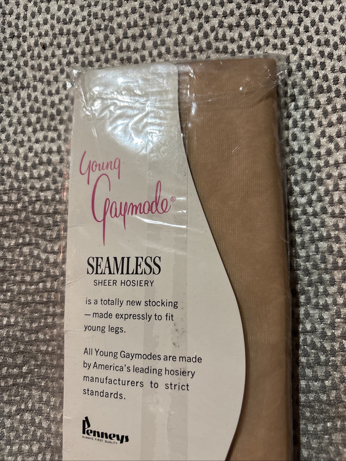 Vintage Penneys Young Gaymode Seamless Sheer Hosiery Suntan 9 1/2 100% Nylon