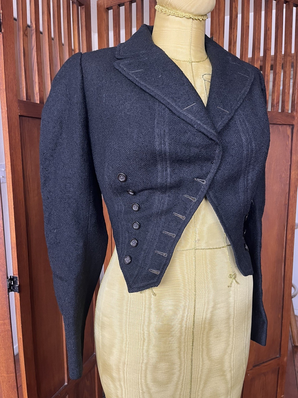 Antique Victorian Late 1800s Carson, Pirie, Scott & Co Black Wool Riding Jacket
