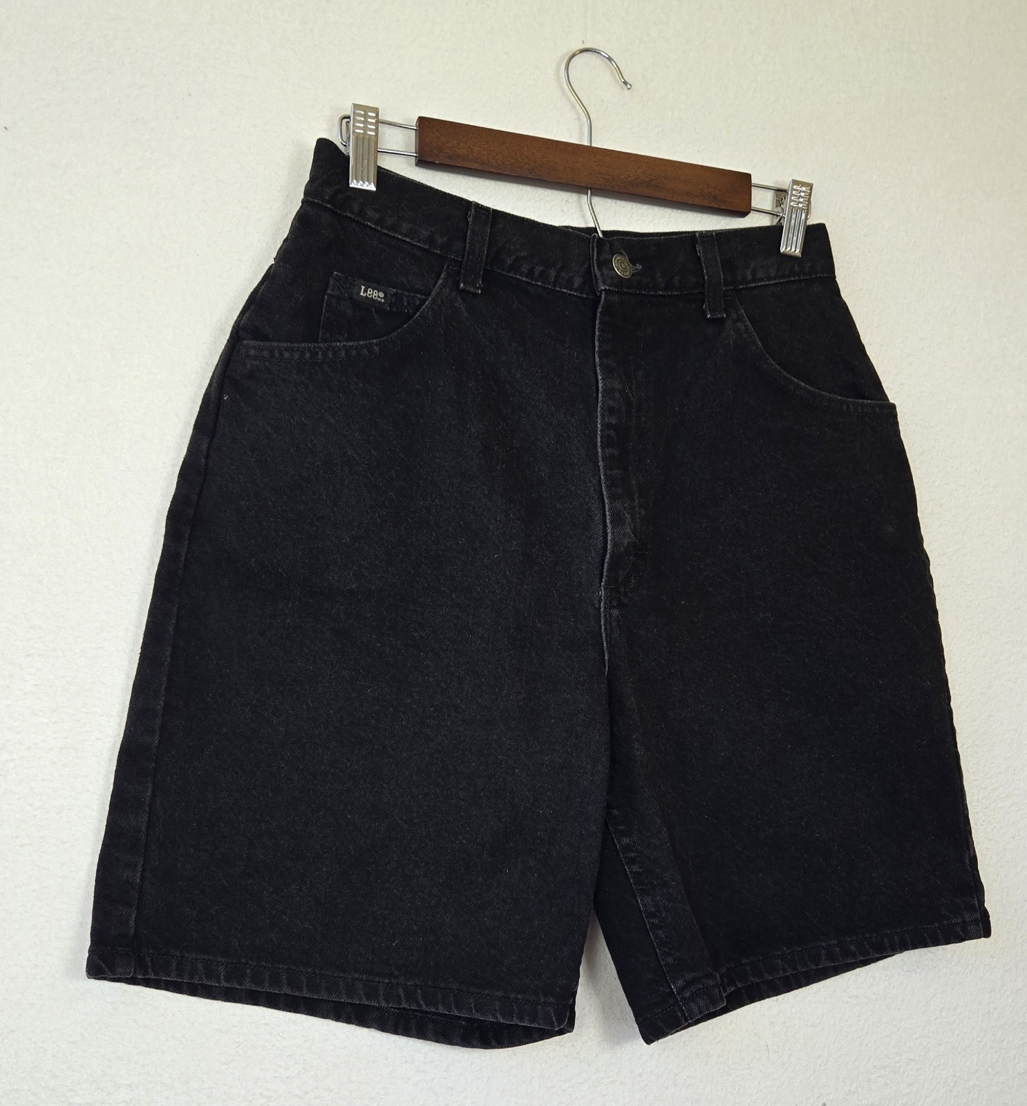 Vtg Lee Black Wash Mom High Waisted Long Shorts Womens Sz. 12 Med Fits Sz 8
