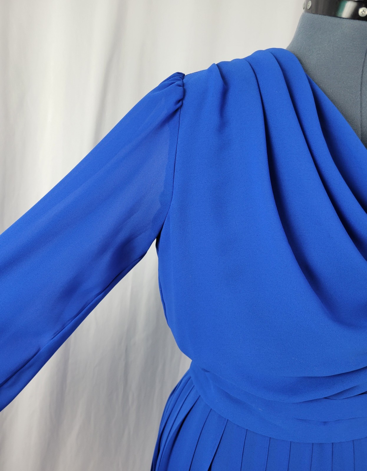 Vtg Lisa Michaels Blue Blouson Dress w Draped Neckline & Matching Belt Size 8