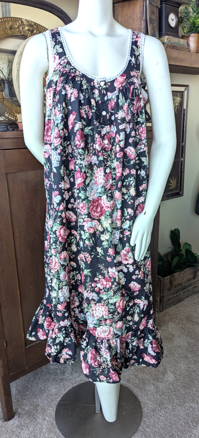 VTG Willow Creek Nightgown black Floral Lace Prairie Cottagecore M Medium