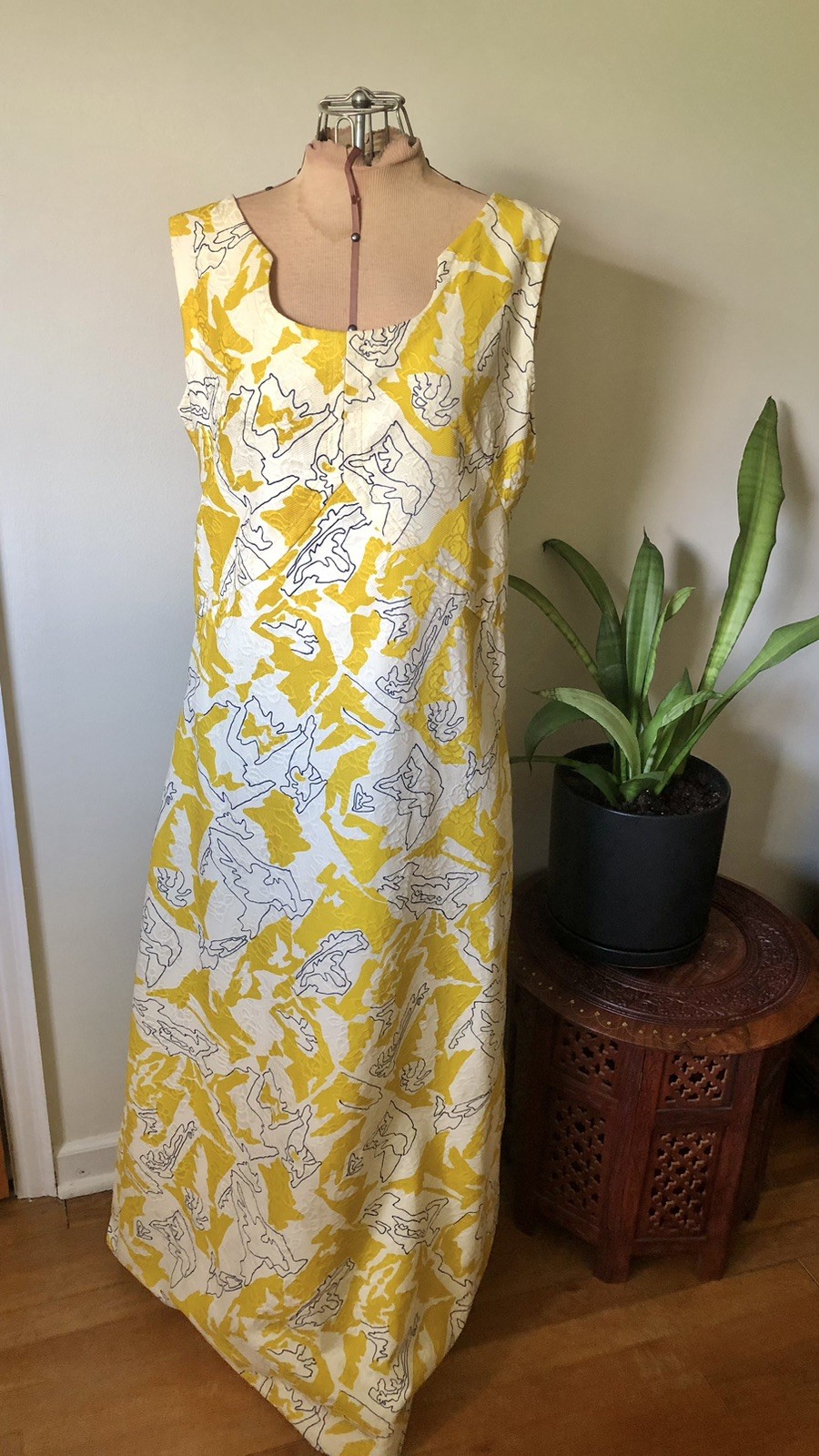 Mid Century Abstract Yellow, White, & Navy Blue Maxi Dress, M