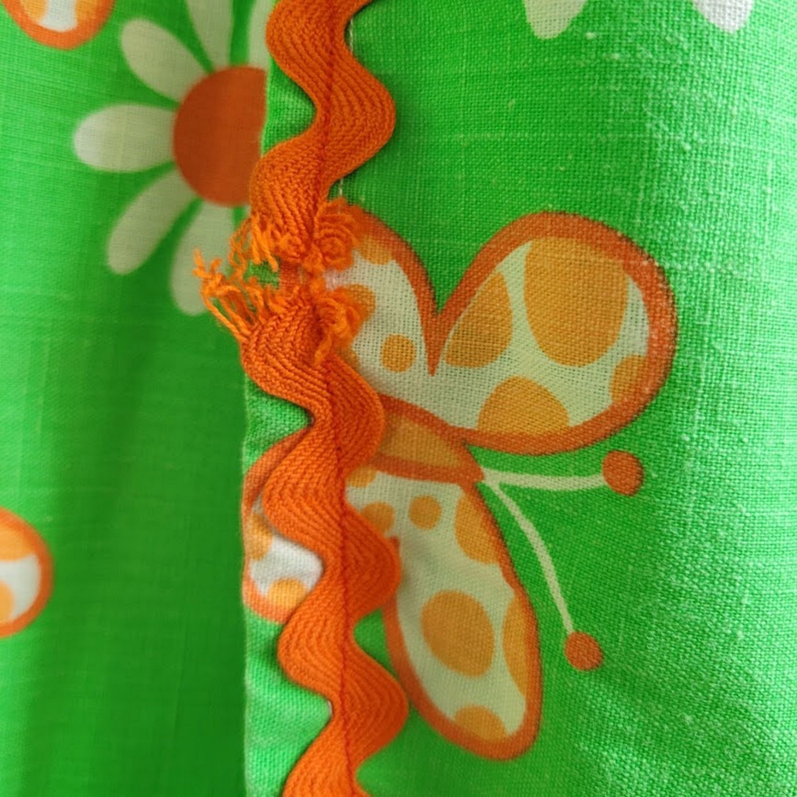 Vintage 1960’s Wrap Around Shift Dress 3 Arm Hole Mod Flower Power Novelty Print