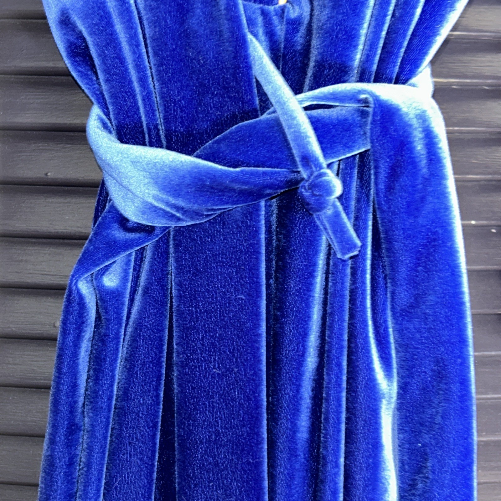 Vintage APPEL M Royal Blue Robe Plush Velour/Velvet Wrap Style Belt Floral Trim