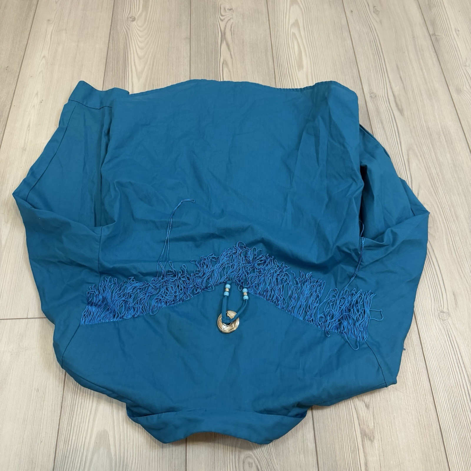 Vintage Western Collection Blue w/ Fringe Embroidered Bolo Long Sleeve Meduim