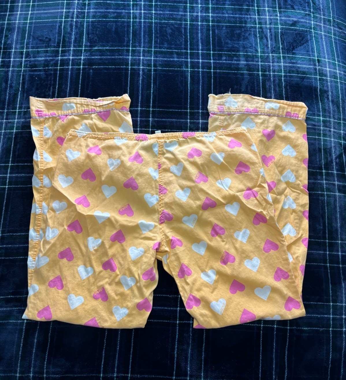 Vintage 2000s Light Orange Aeropostale pjs w/ pink&white hearts. Size S