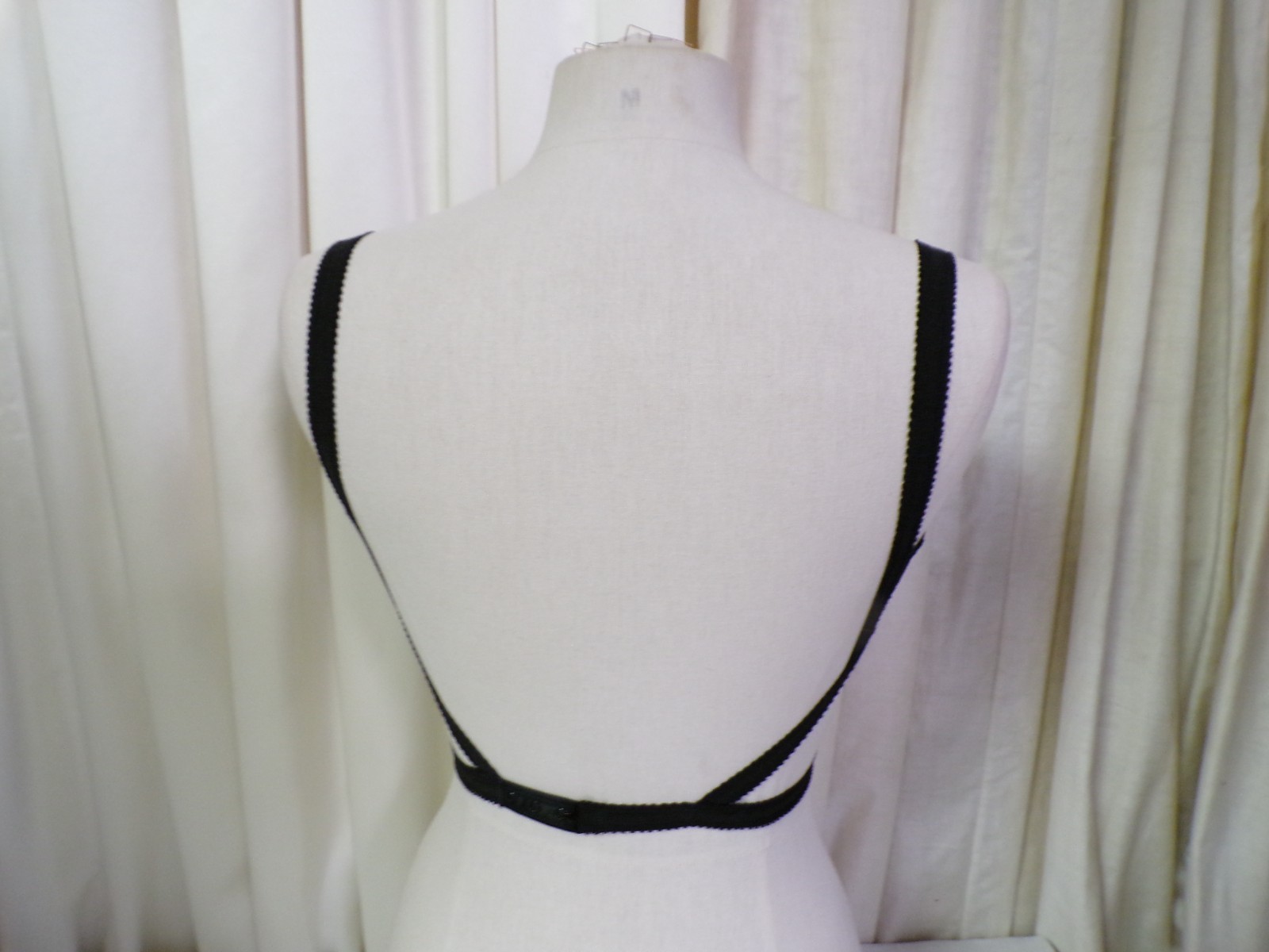 Vintage HOLLYWOOD VASSERETTE Black Lace Bra 36C New w/ Tags