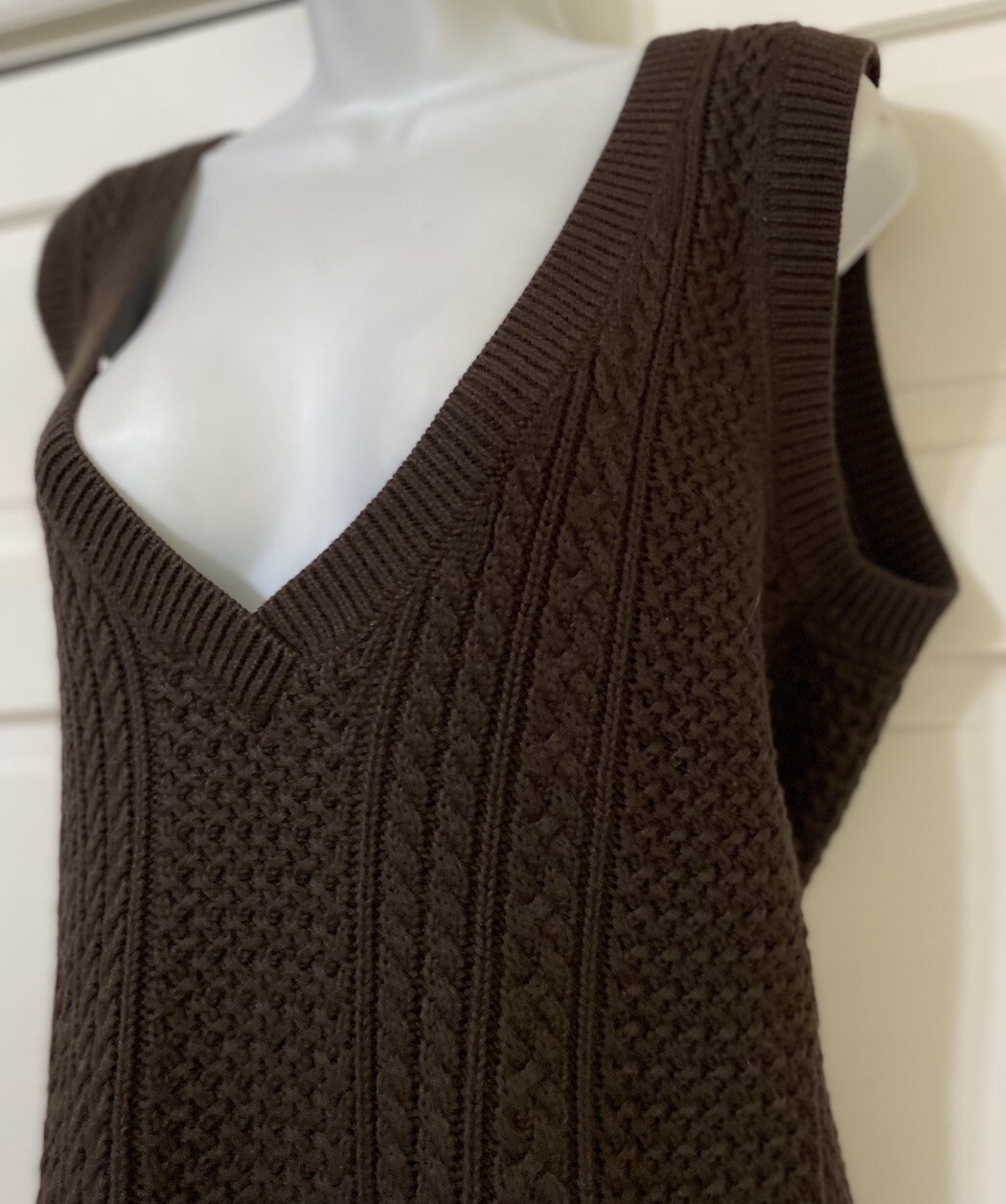 Vintage Talbots Cable Knit Sweater V-neck Vest Cashmere Blend Medium Y2K