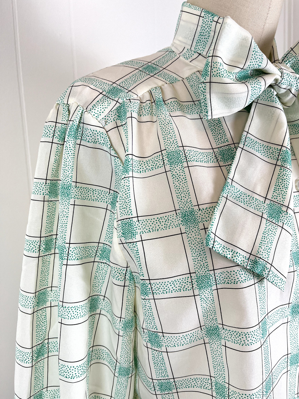 Vintage Pussy Bow Blouse Secretary Geek Medium Made in USA Windowpane Plaid