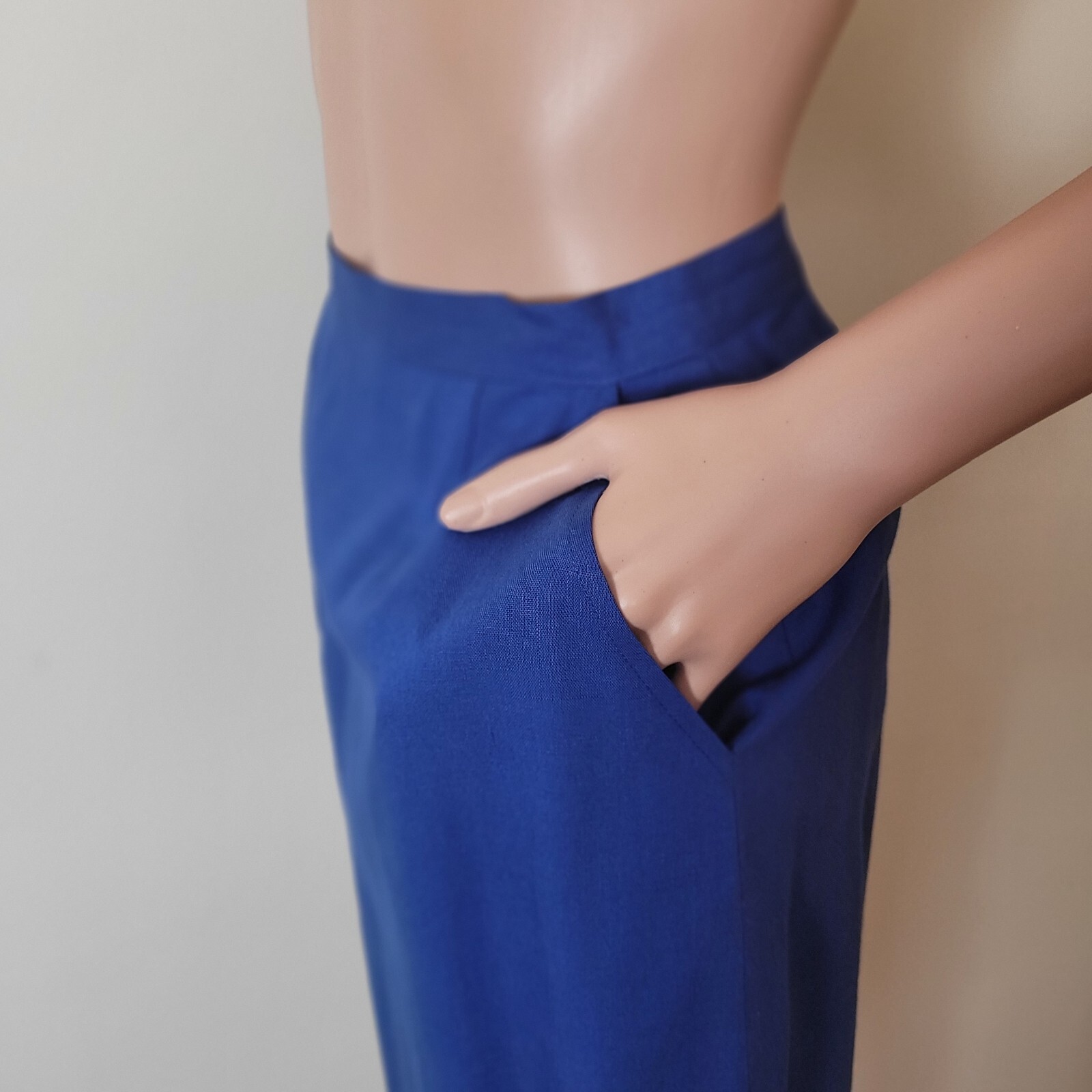 Vintage pencil Skirt Women’s XS 24″ bright blue 60s office Pinup academia cotton